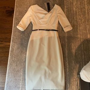 NWT Black Halo Jackie O Three Quarter Sleeve Dreas